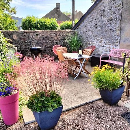 Appartement Dans Le Morvan 16 Min De L'Autoroute Beauvilliers  Eksteriør bilde
